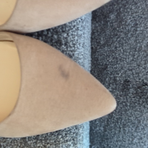 Jessica Simpson's flats - Picture 3 of 7